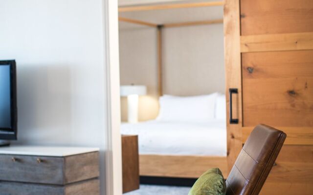 Renaissance Raleigh North Hills Hotel