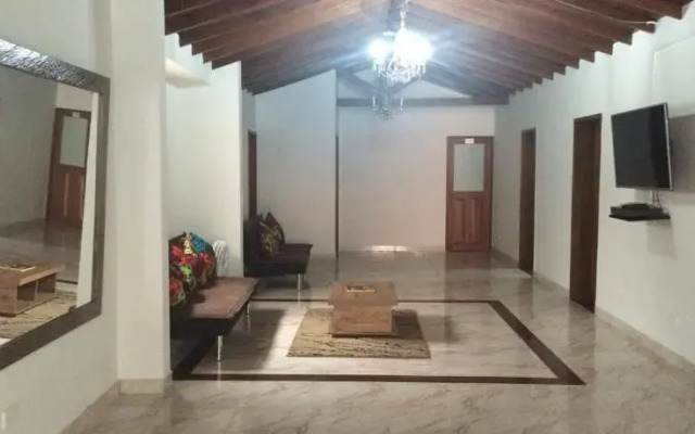 Hotel Porton Colonial