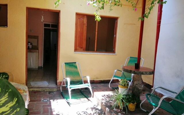 Hostal Tristá 117