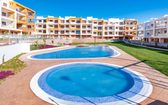 Heavenly Apartment in Orihuela Costa With Swimming Pool
