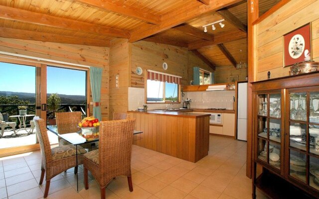 Johanna Green Holiday House