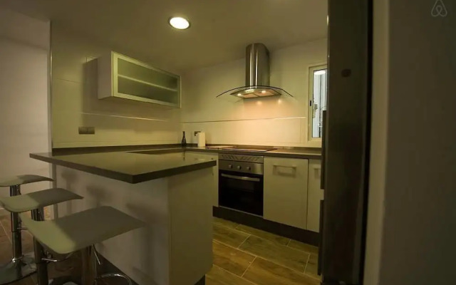 Avenida entre Estadio y Victoria