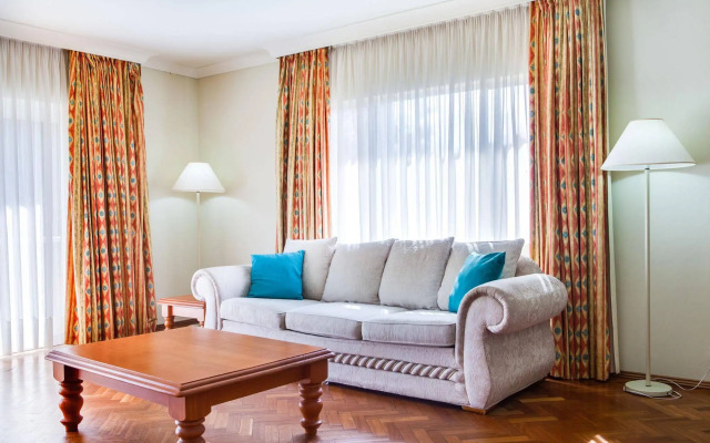 The Quarters, Ascend Hotel Collection