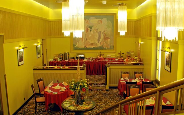 EA Hotel Royal Esprit