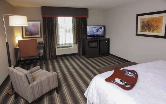 Hampton Inn Neptune/Wall