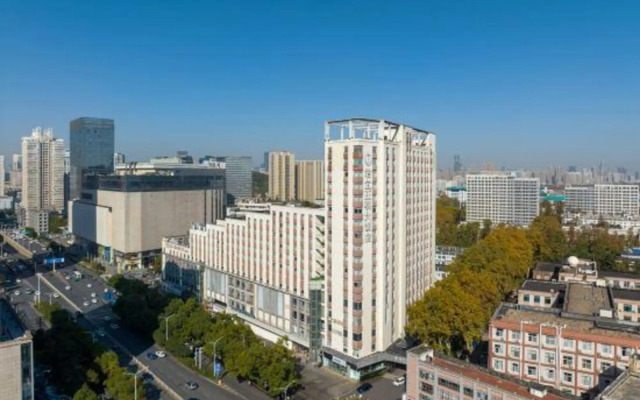 Junyi Dynasty Hotel