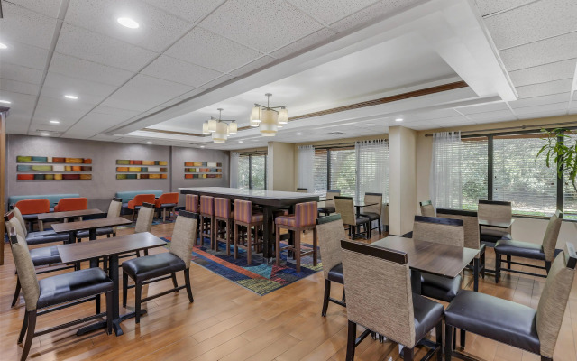 Best Western Plus Lexington Inn