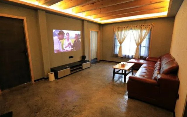 Wuyuan Shiwai Liyuan Good Morning Sun Moonju Lake View Inn – Guest Rooms – Dali