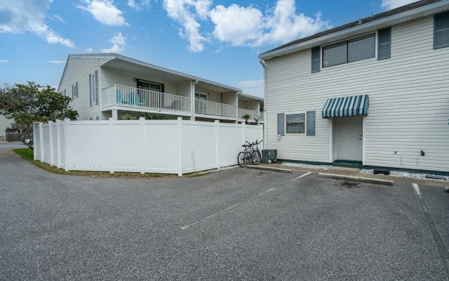 Rum Runner's Retreat - Miramar Beach