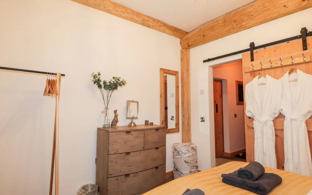 Pine Marten Lodge