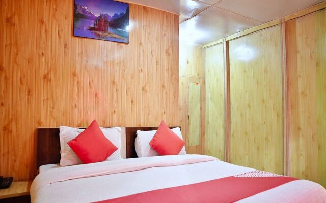 OYO 10633 The Shivalaya Retreat With In
