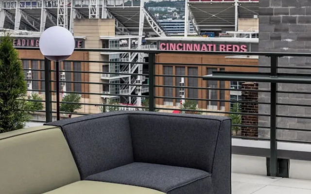 Moxy Cincinnati Downtown
