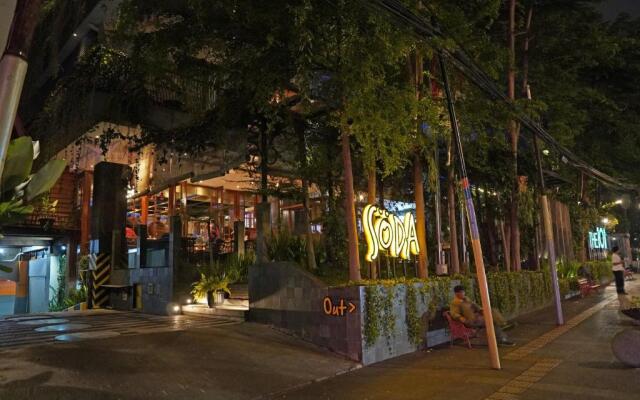 The 1O1 Bandung Dago