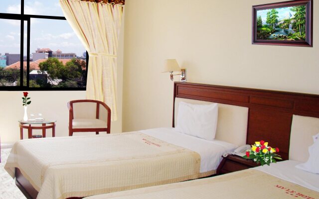 My Le Hotel