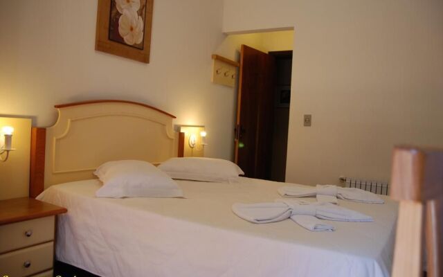 Hotel Pequeno Bosque