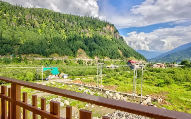 OnlyStay Matsya Manali