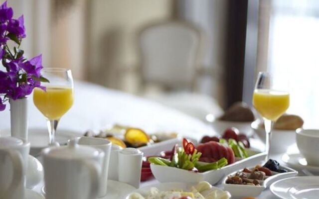 Martı Hemithea Hotel