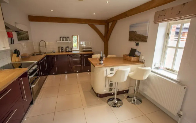 Newclose Farm - The Old Barn