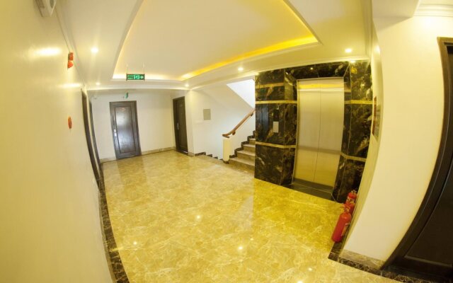 Adam Sapa Hotel