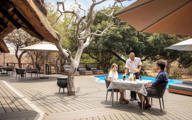 Tuningi Safari Lodge