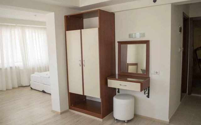 Yildirim Hotel