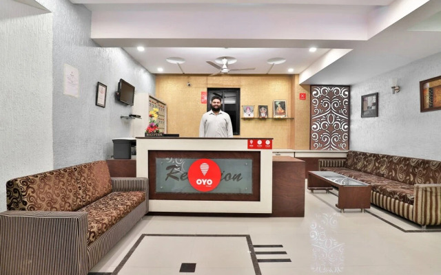 OYO 2389 Hotel The Grand Pritam