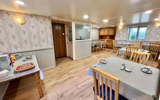 gwesTY Guest House