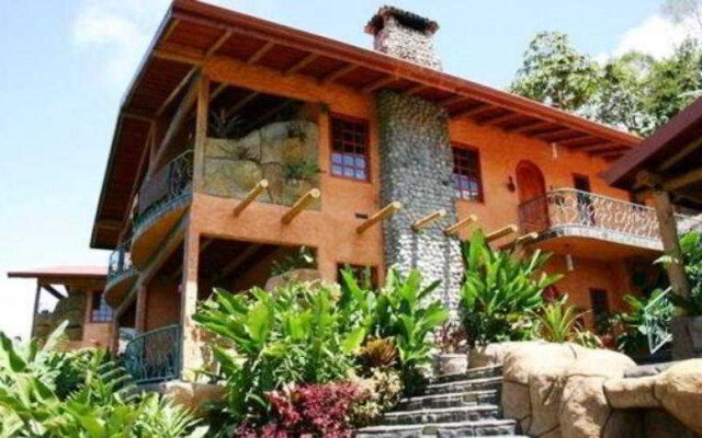 The Peace Lodge at La Paz Waterfall Gardens