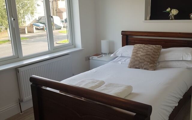 Oxford Modern Guest House