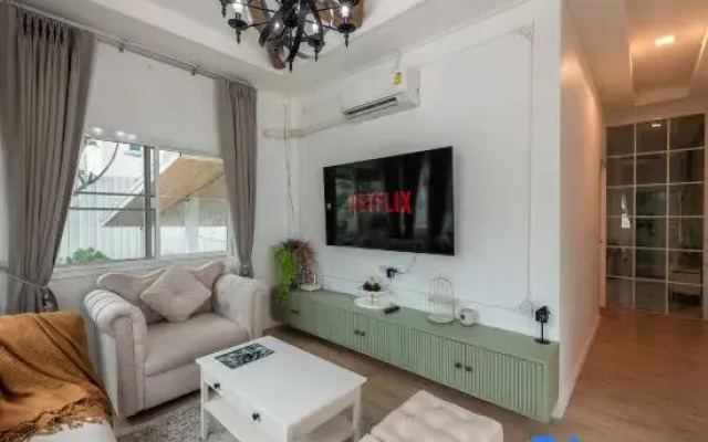 Springday House Pool Villa Near Nimman