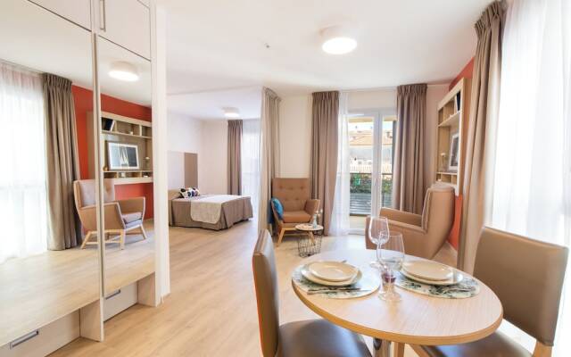 Zenao Appart Hôtel Fréjus