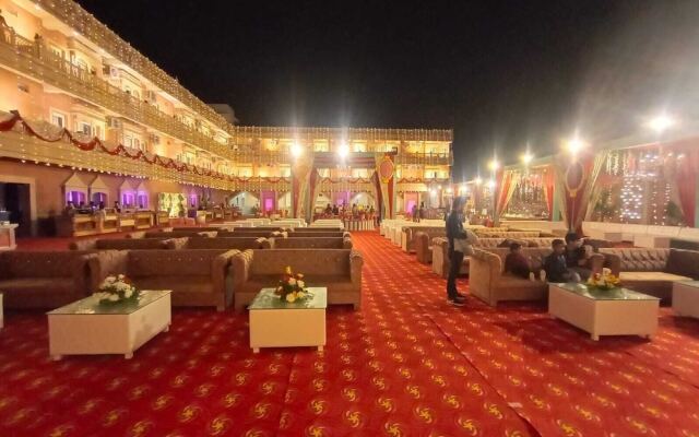 Hotel Rajwada Palace