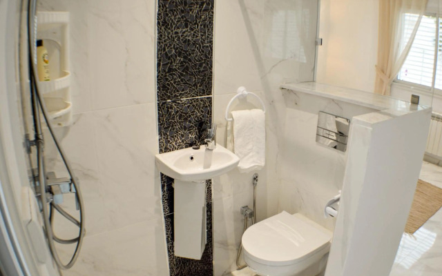 Cosy Apartment in La Marsa - 2 bed 2 Bath