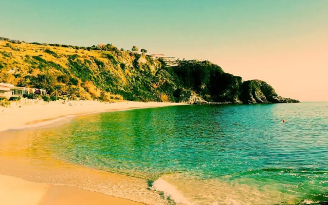 Capo Summer