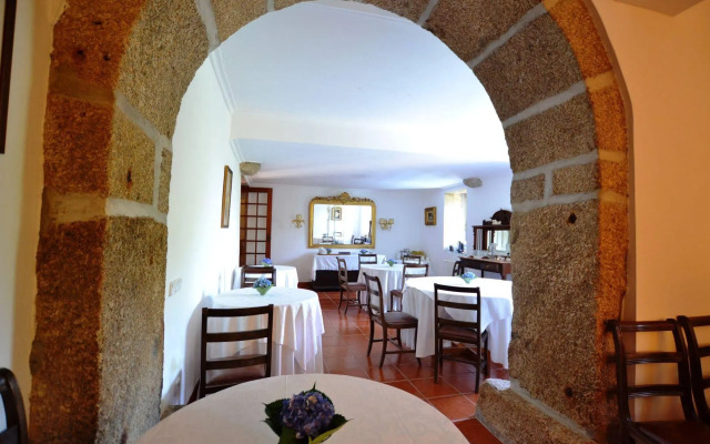 Casa dos Assentos de Quintiaes