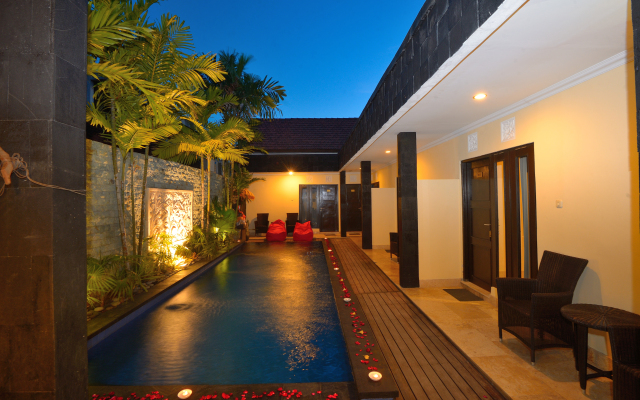 Andari Legian