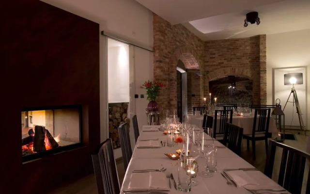 Giarvino Guest House