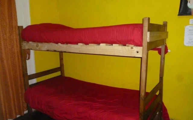 Hostal Chaptex - Hostel