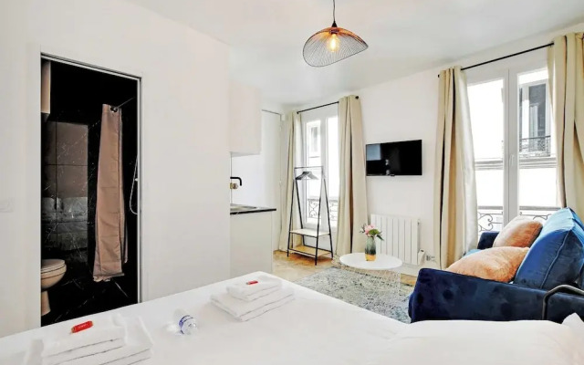 Super Studio - Place de la Bastille