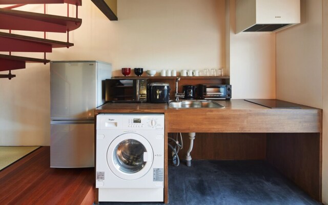 HANARE KYOTO Yasaka Mokusei-an