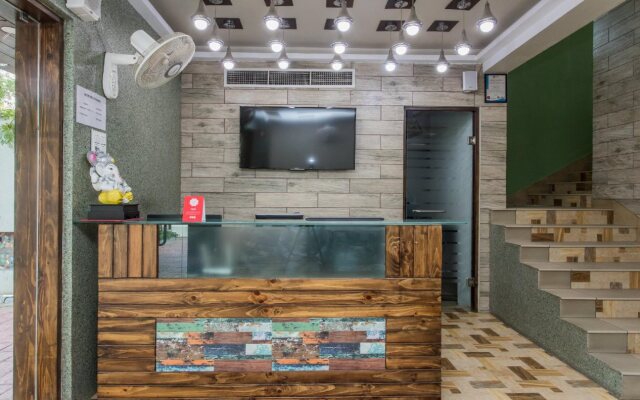Capital O 15445 Hotel Sheekhar Inn