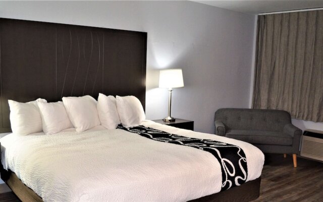 Richland Riverfront Hotel and Conference Center, Ascend Hotel Collection