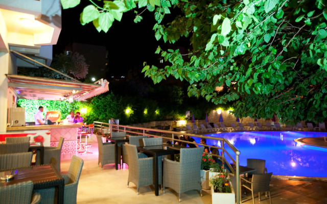 Marbel Hotel by Palm Wings