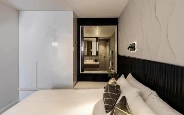 Majestic M Suites – Guest Rooms – Adelaide