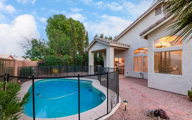 Ivanhoe Gilbert 3 Bedroom Home by RedAwning