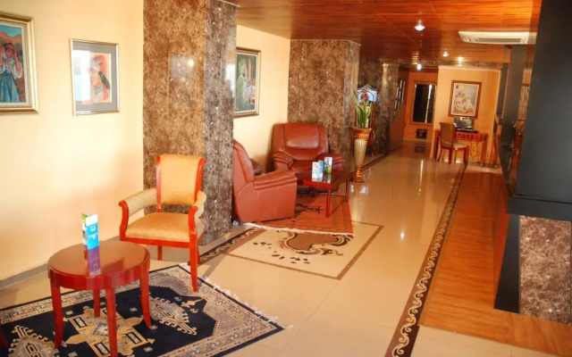 New Beach Hotel & Thalasso