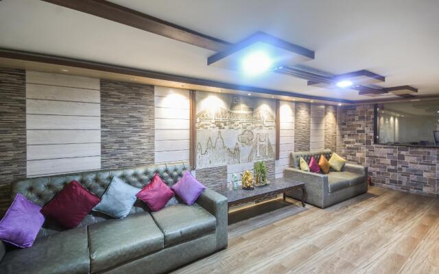 OYO 76071 Hotel Gulshan Inn