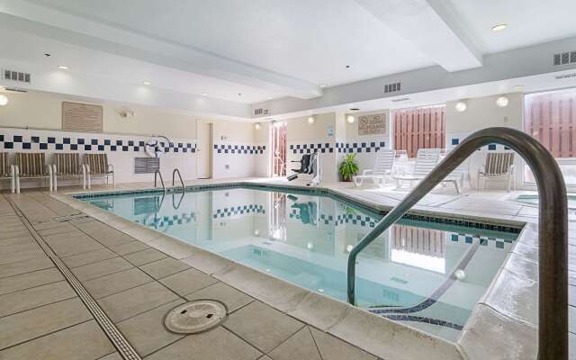 Quality Suites Springdale West I-49