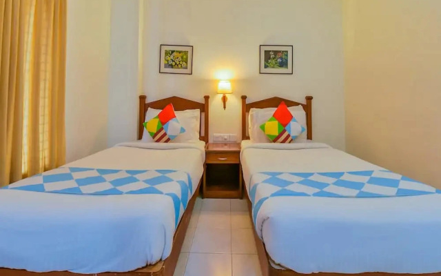 OYO 15459 Home Exotic 2BHK Vyttila