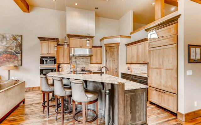 Echo Base at Shockhill Landing